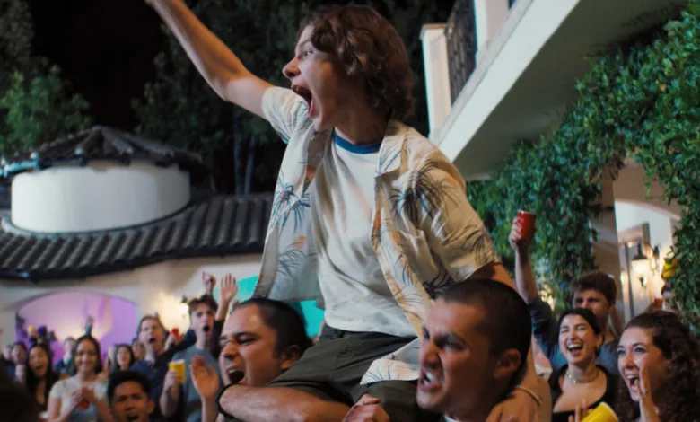 Incoming Trailer Previews Netflix’s Newest High School Comedy Movie