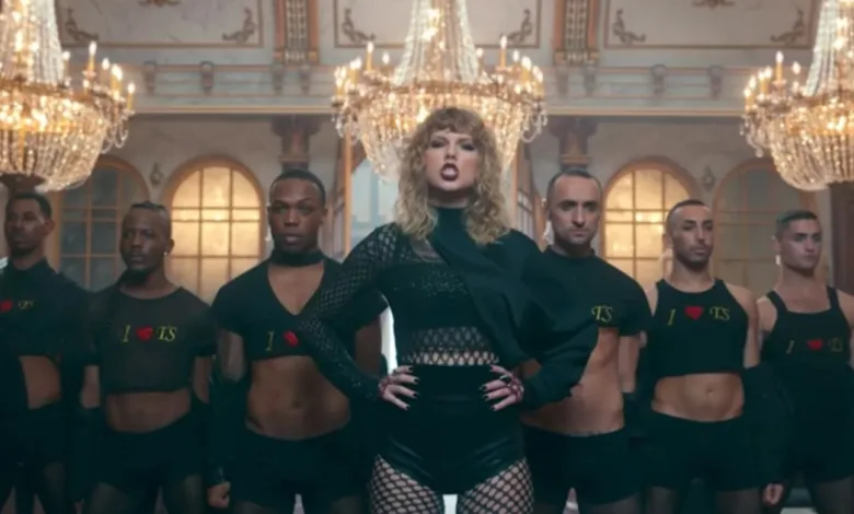 What is the Taylor Swift ‘No It’s Becky’ T-Shirt Meme?